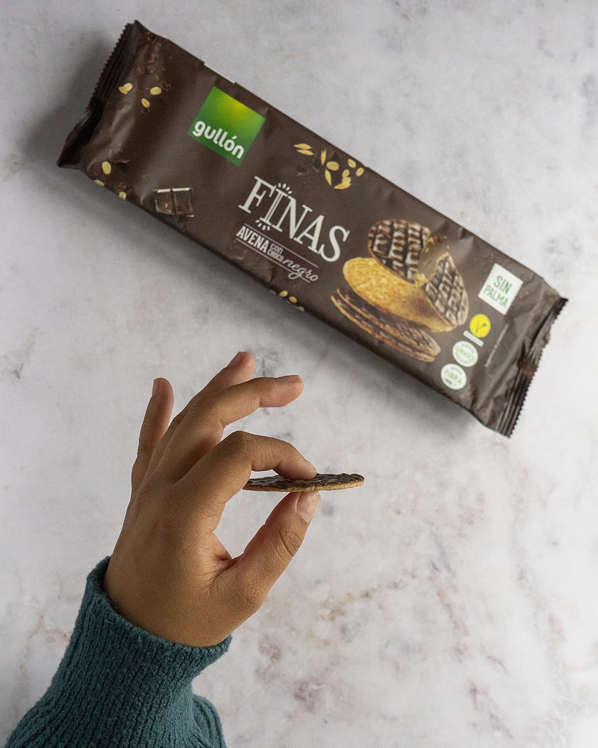 بسكويت بالشوكولاتة الداكنة والشوفان ثينز من جالون، بوزن 150 جرام